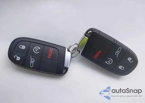 2017 Jeep Grand Cherokee Altitude 4X4 from USA, damaged, VIN 1C4RJFAGXHC744718